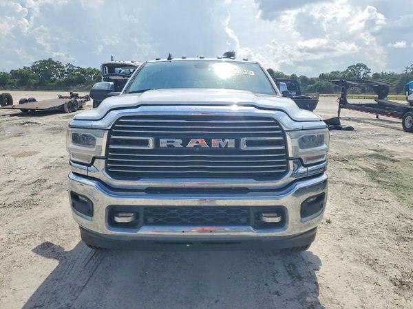 2022 RAM 1500 CREW 4X4 LRME Laramie