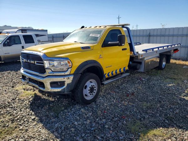 2019 RAM 5500 REG CAB CHASSIS