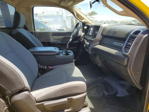 2019 RAM 5500 REG CAB CHASSIS