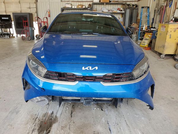 2022 KIA FORTE GT Line