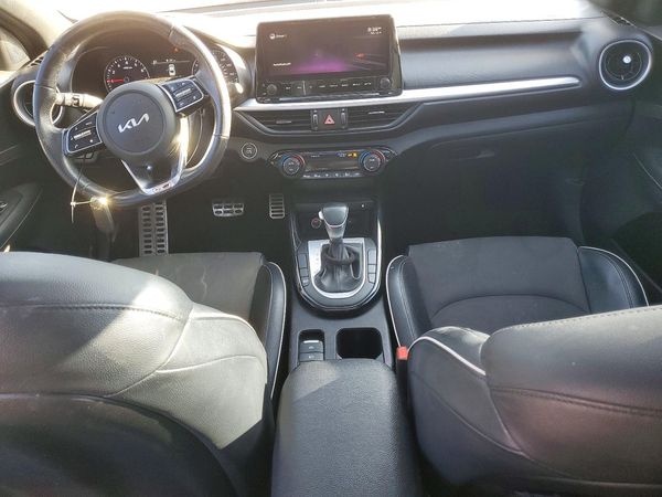 2022 KIA FORTE GT Line