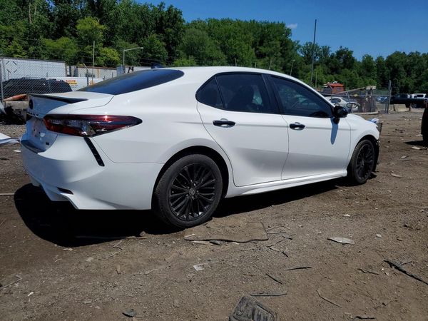 2022 TOYOTA CAMRY SOLA SE