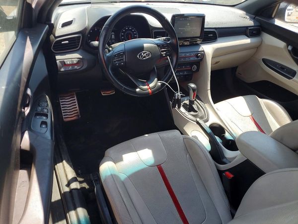 2020 HYUNDAI VELOSTER