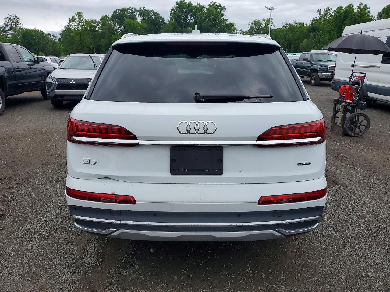 2021 AUDI Q7 quattro Premium Plus