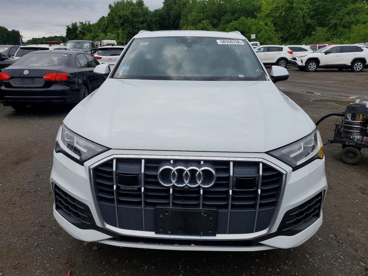 2021 AUDI Q7 quattro Premium Plus