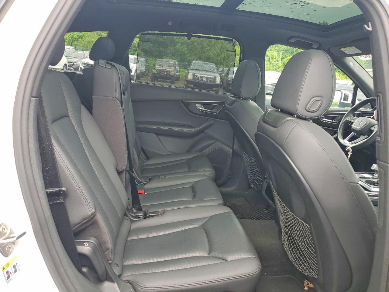 2021 AUDI Q7 quattro Premium Plus