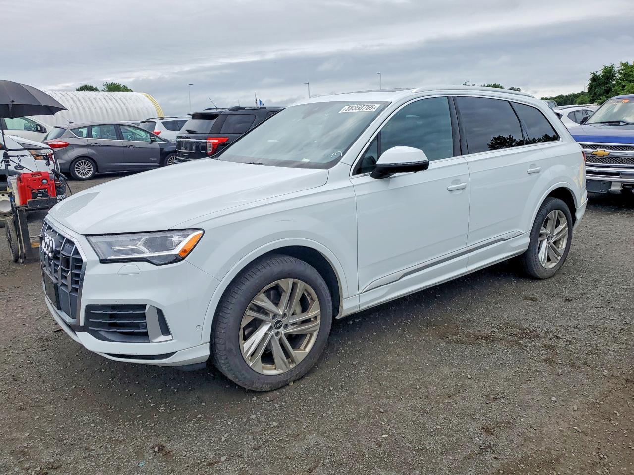 2021 AUDI Q7 quattro Premium Plus