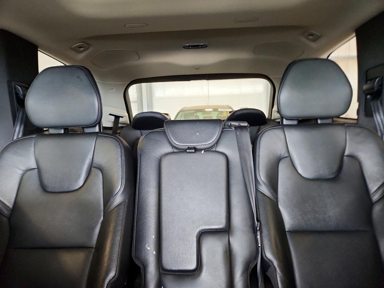 2016 VOLVO XC90 SV42 Momentum