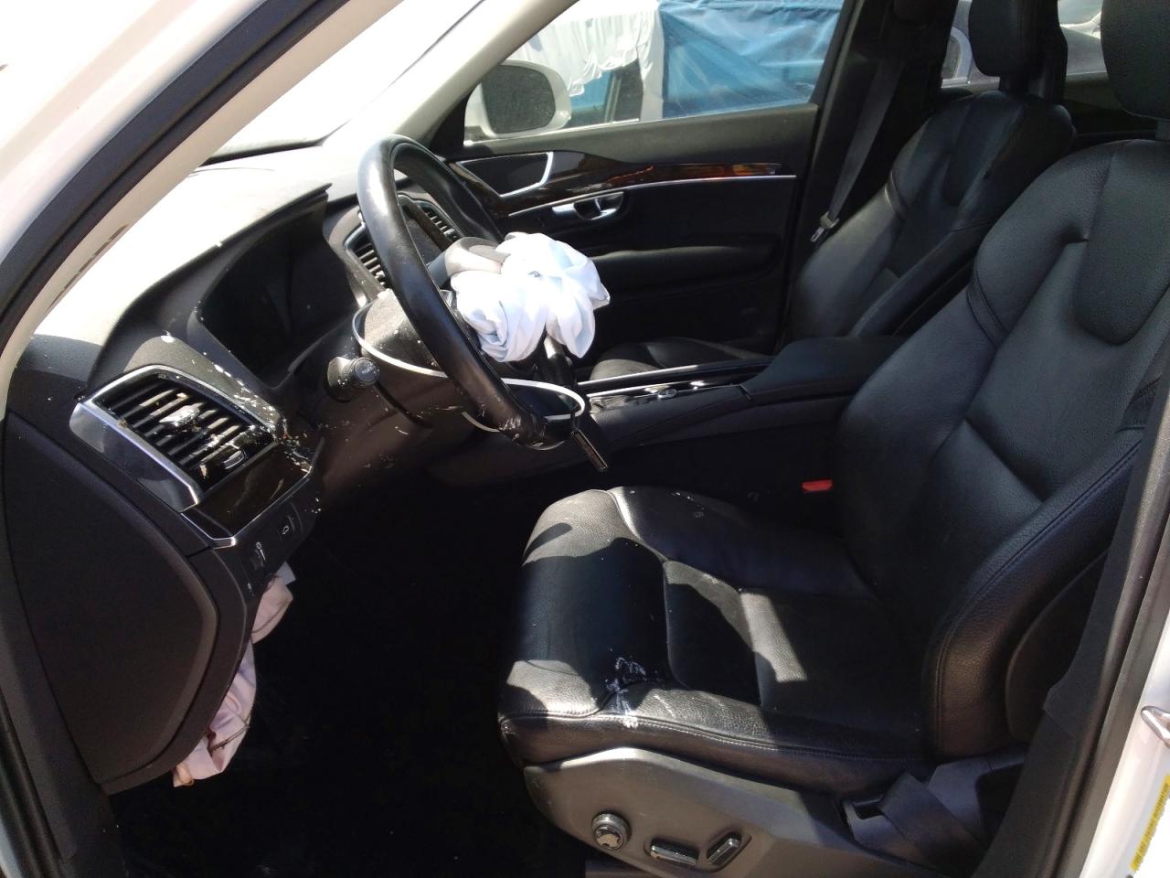 2016 VOLVO XC90 SV42 Momentum
