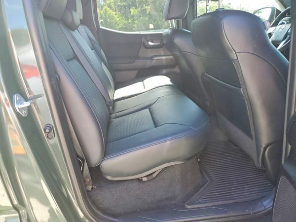 2021 TOYOTA TACOMA SR5