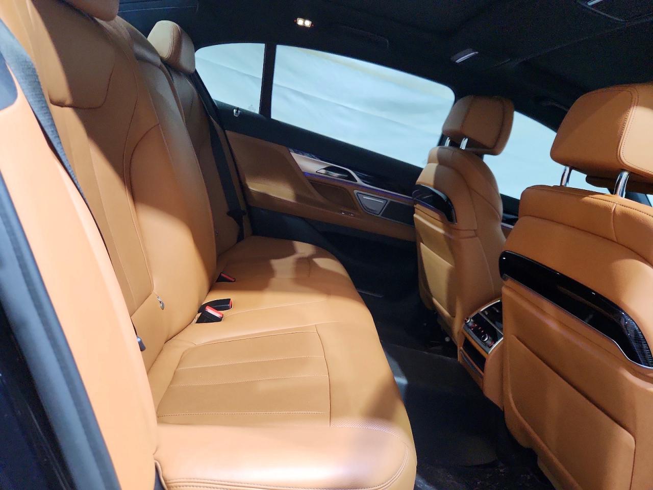 2020 BMW 740 xDrive