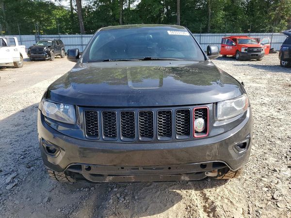 2015 JEEP GRAND CHEROKEE LAREDO 4X2