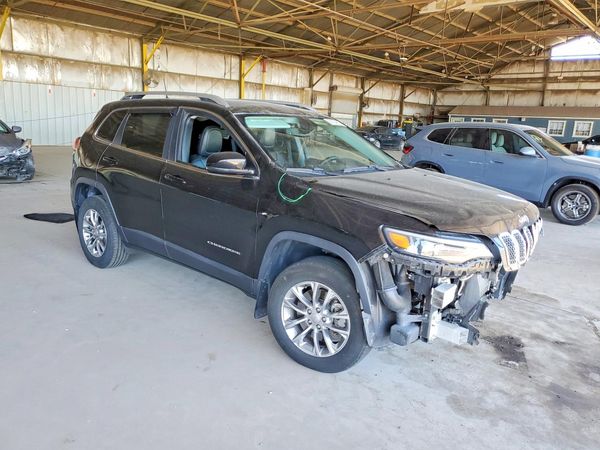 2019 JEEP CHEROKEE LATITUDE PLUS 4X4