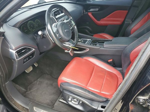 2018 JAGUAR F-PACE First Edition