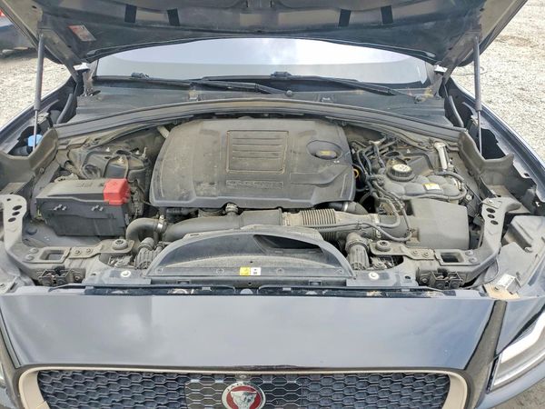 2018 JAGUAR F-PACE First Edition