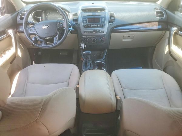 2014 KIA SORENTO Base/ LX