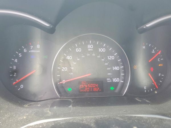 2014 KIA SORENTO Base/ LX