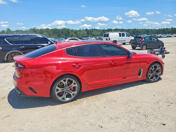 2018 KIA STINGER GT2
