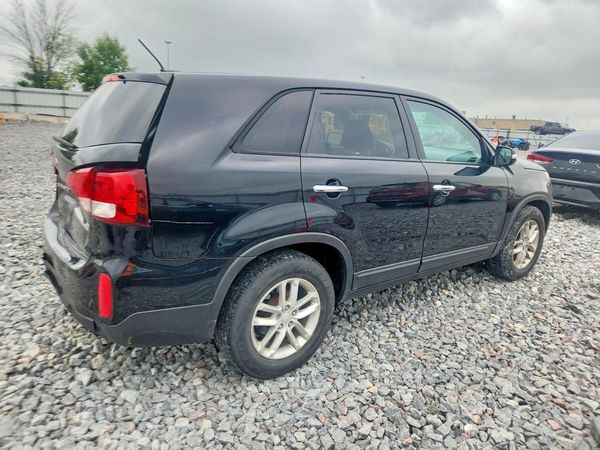 2015 KIA SORENTO GL