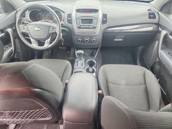 2015 KIA SORENTO GL