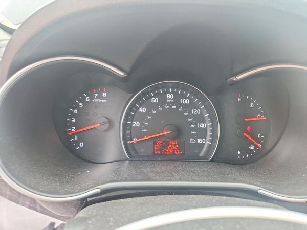 2015 KIA SORENTO GL
