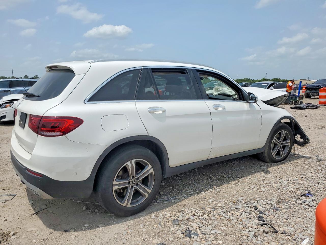 2021 MERCEDES-BENZ GLC GLC300