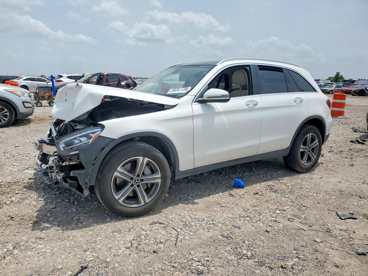 2021 MERCEDES-BENZ GLC GLC300