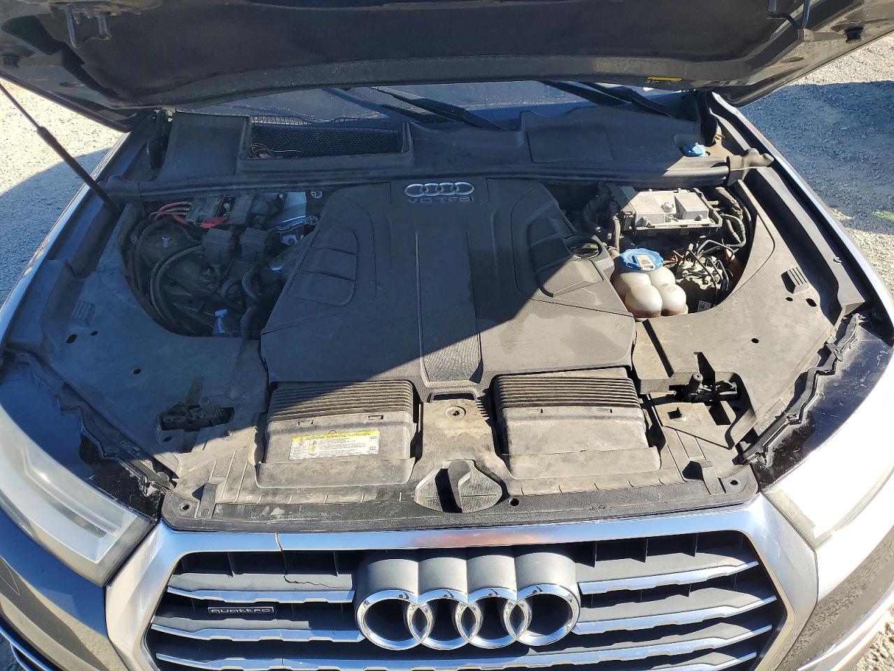 2017 AUDI Q7 quattro Premium
