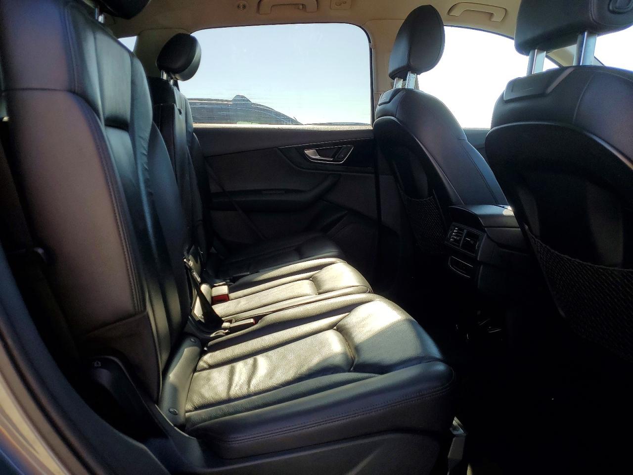 2017 AUDI Q7 quattro Premium