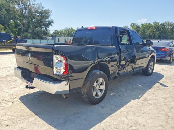 2022 RAM 1500 CLASSIC SLT