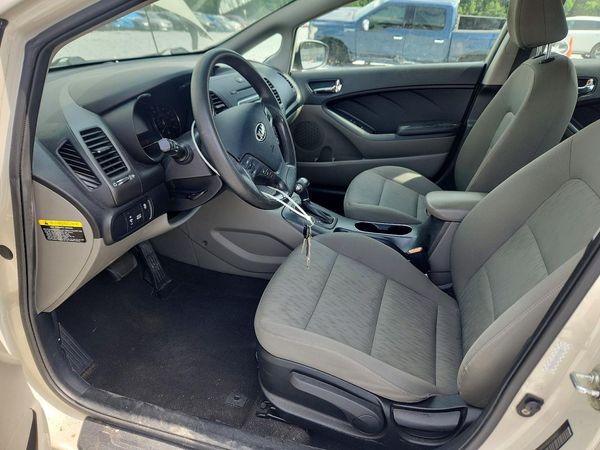 2015 KIA FORTE GL(Middle-low grade)