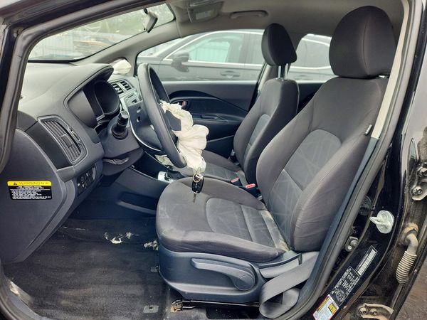 2016 KIA RIO LX A/T