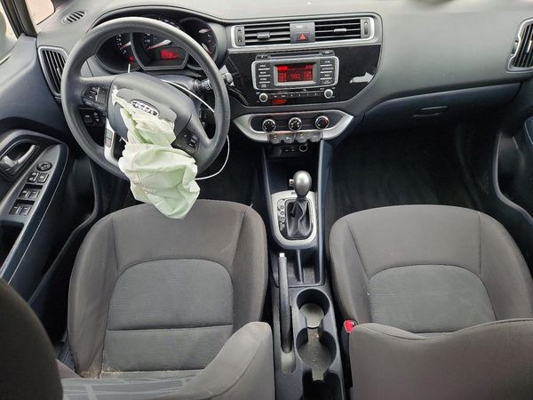 2016 KIA RIO LX A/T
