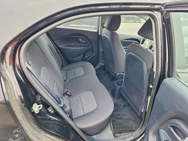 2016 KIA RIO LX A/T