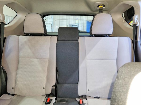 2016 TOYOTA RAV4 XLE (M Grade)