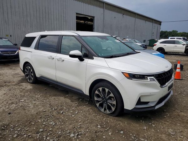 2024 KIA CARNIVAL EX