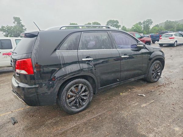 2013 KIA SORENTO SX