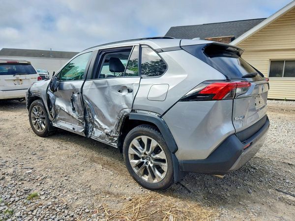 2020 TOYOTA RAV4 Limited