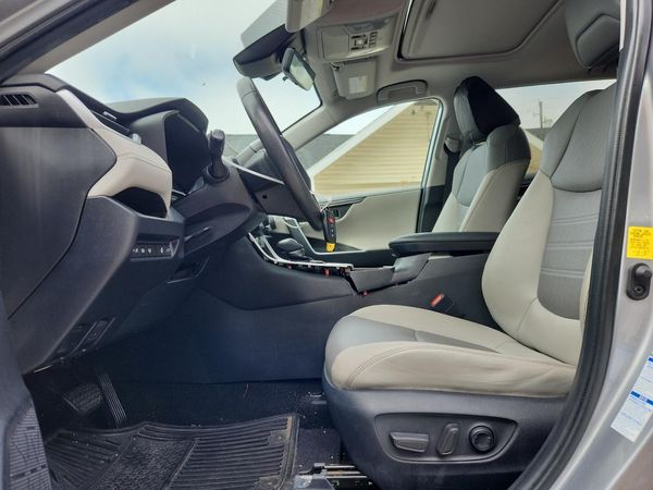2020 TOYOTA RAV4 Limited