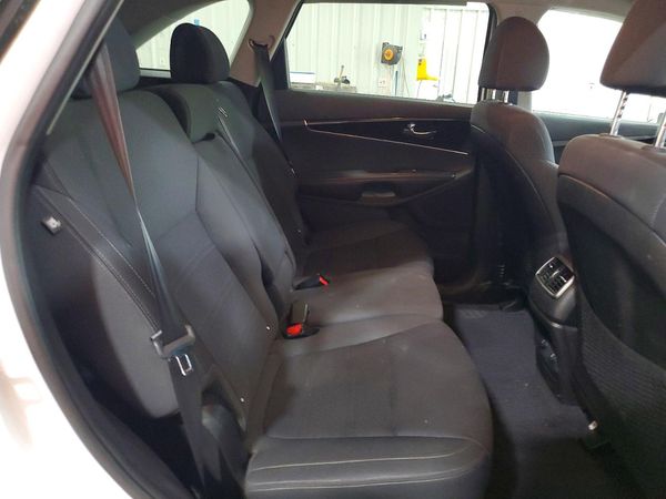 2019 KIA SORENTO L, LX, S