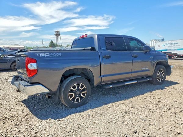 2018 TOYOTA TUNDRA