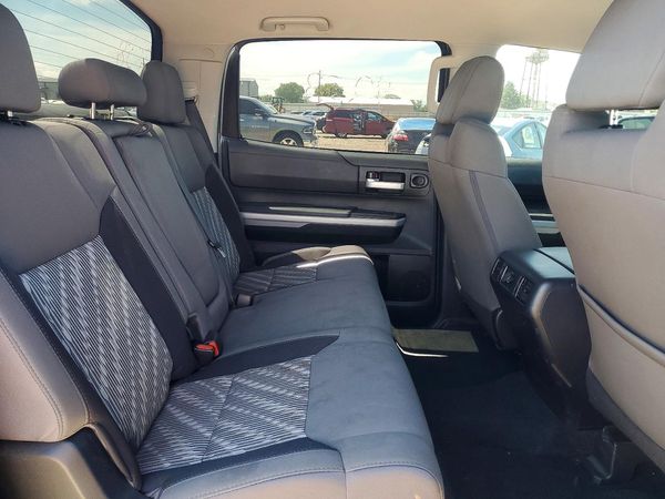2018 TOYOTA TUNDRA
