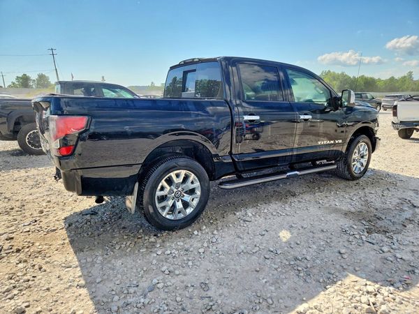 2020 NISSAN TITAN
