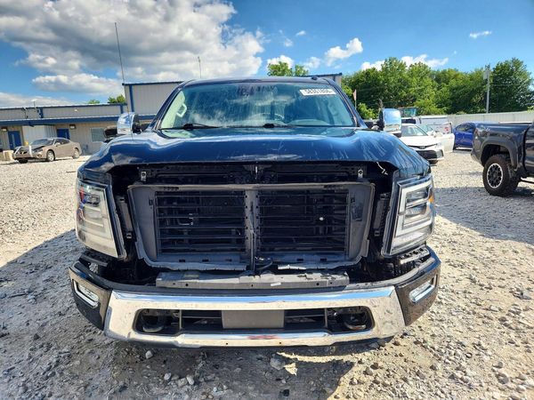 2020 NISSAN TITAN