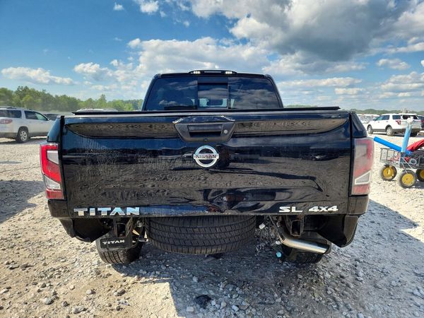 2020 NISSAN TITAN