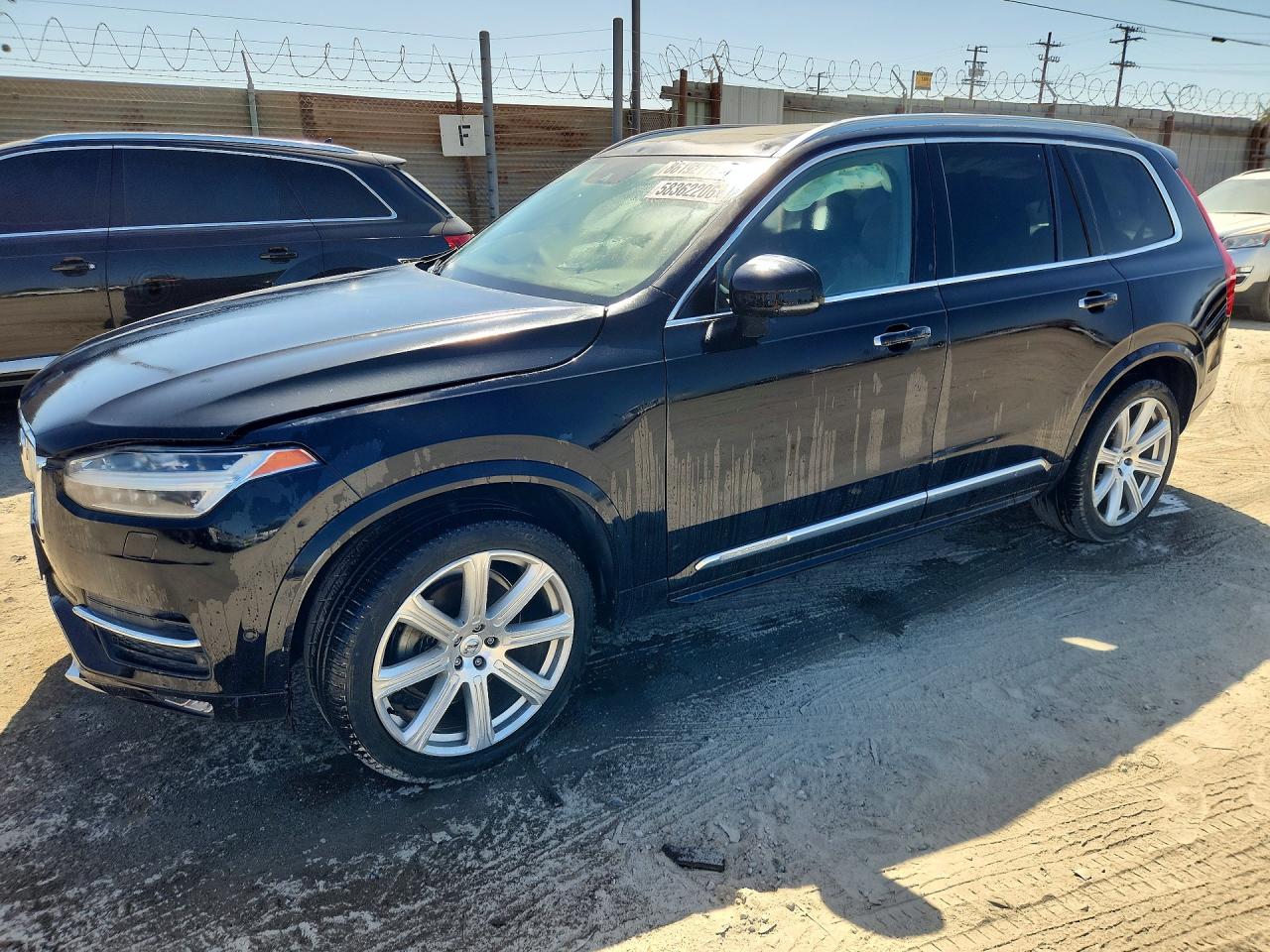2018 VOLVO XC90