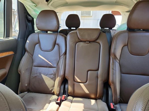 2018 VOLVO XC90