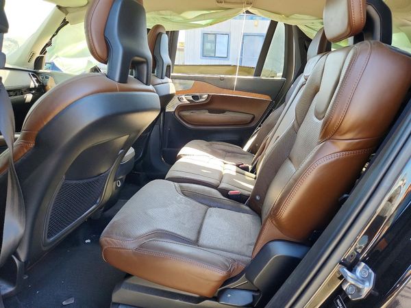 2018 VOLVO XC90