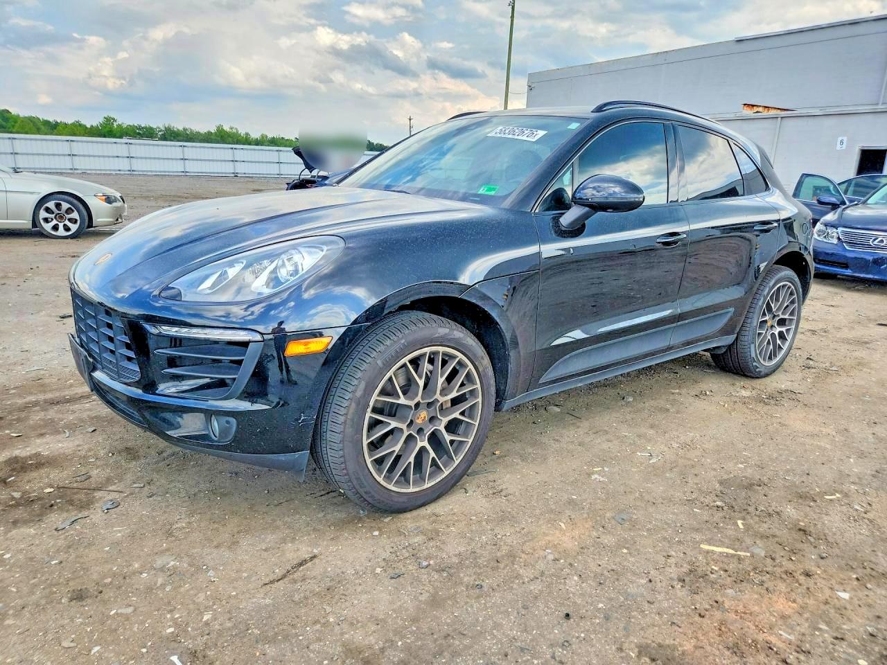 2017 PORSCHE MACAN