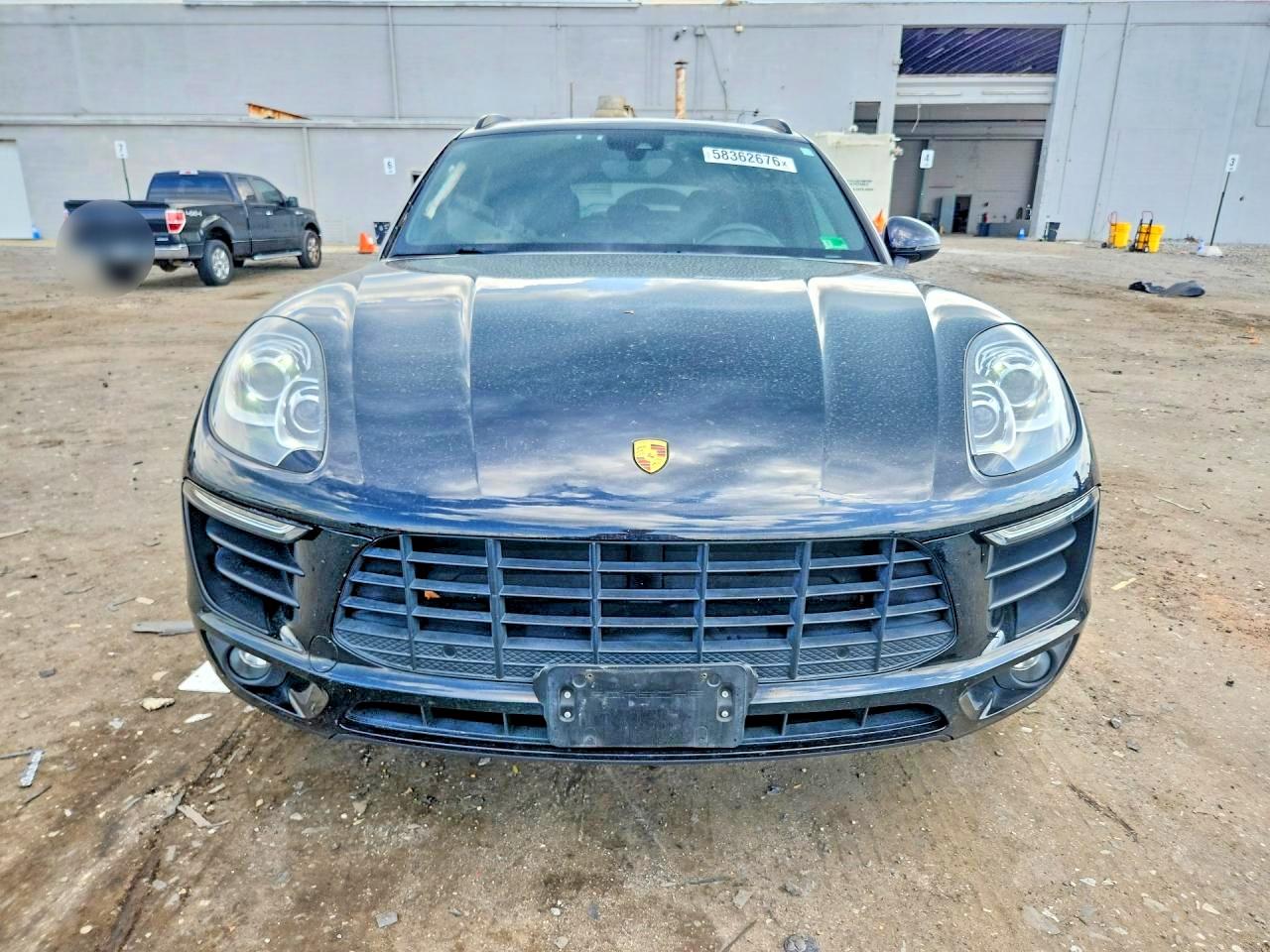 2017 PORSCHE MACAN